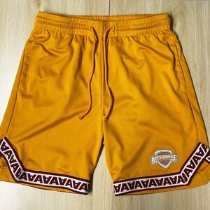 VARSITY BASKETBALL SHORT